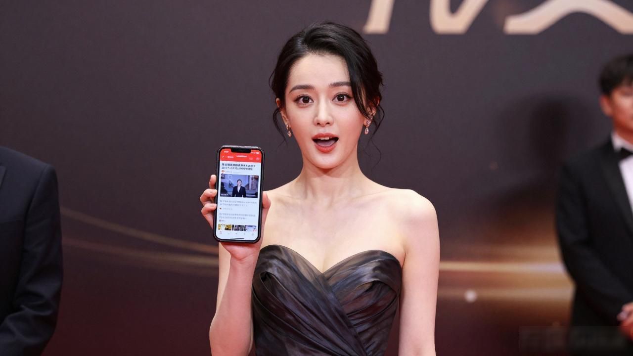 热搜榜娱乐圈_热点圈娱乐明星最新排名_娱乐圈明星最新热点,